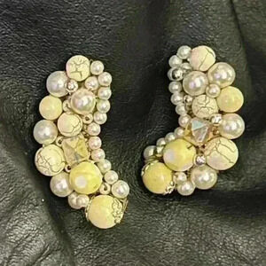 Vintage 1960s Japan pastel yellow beaded crescent clip on earrings
